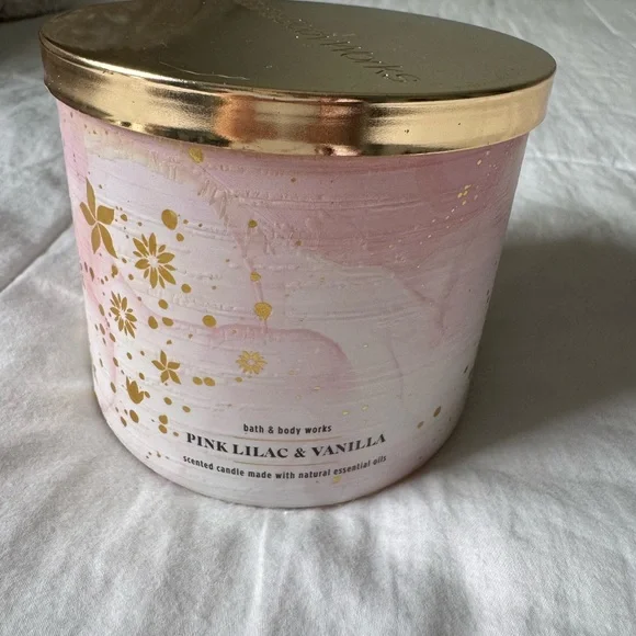 Bath & Body Works Pink Lilac & Vanilla Candle with Gold Lid - Picture 1 of 3